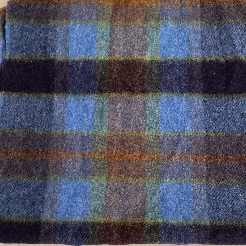 John Hanly lambwool plaid blues scarf Ireland - Picture 10 of 12